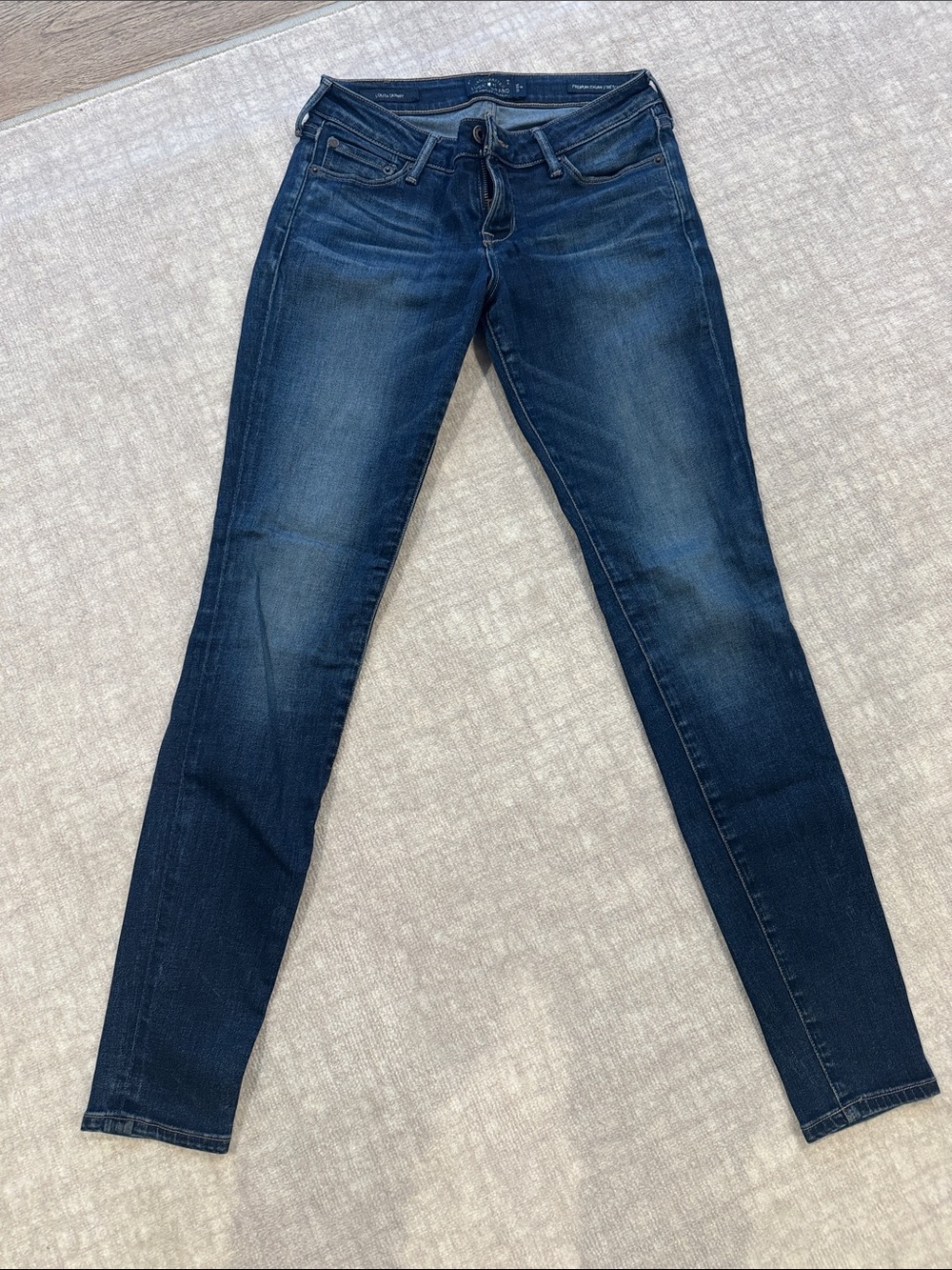 Lucky Brand Lolita Skinny Women's Skinny Jeans in Dark Blue Wash
